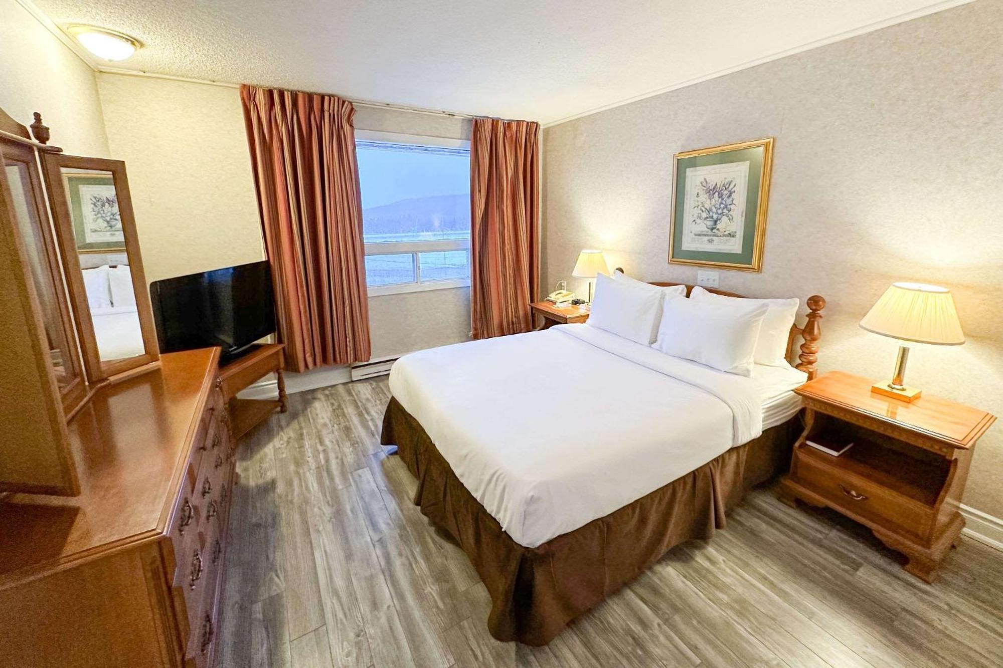 Rodeway Inn วู้ดสต็อค ภายนอก รูปภาพ